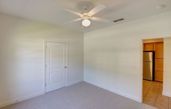 3 beds, 2 baths, 1,850 sqft, $2,275