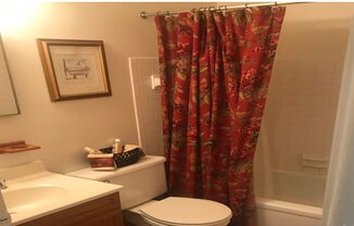 Goldentree Apartments