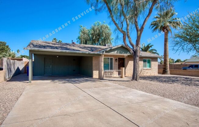 REMODELED 3 BEDROOM 2 BATH GEM WITH DETACHED GARAGE NEAR KIWANIS PARK