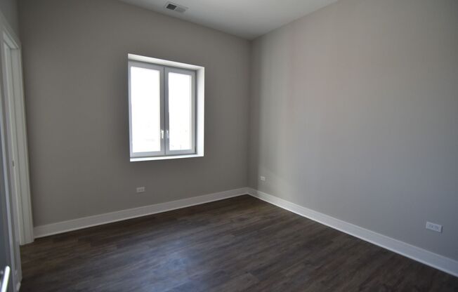 4 beds, 2.5 baths, 1,500 sqft, $4,900, Unit 927-104
