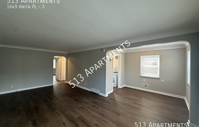1649 ANITA PL