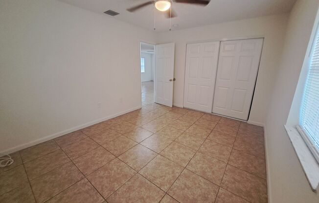 2 beds, 1 bath, $1,450