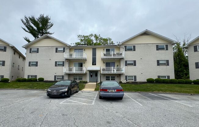 Charming 3 Bedroom/2 Bathroom Apartment in Cockeysville, MD!