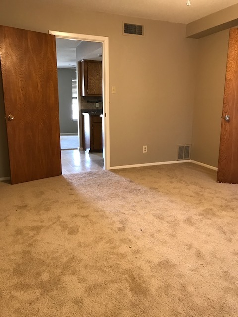 1 bed, 1 bath, $1,195, Unit # 7