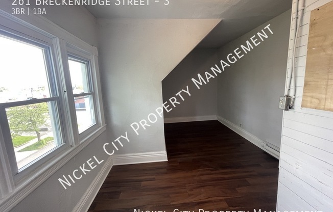 261 BRECKENRIDGE ST