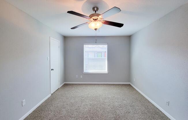 2 beds, 2 baths, 1,050 sqft, $1,229