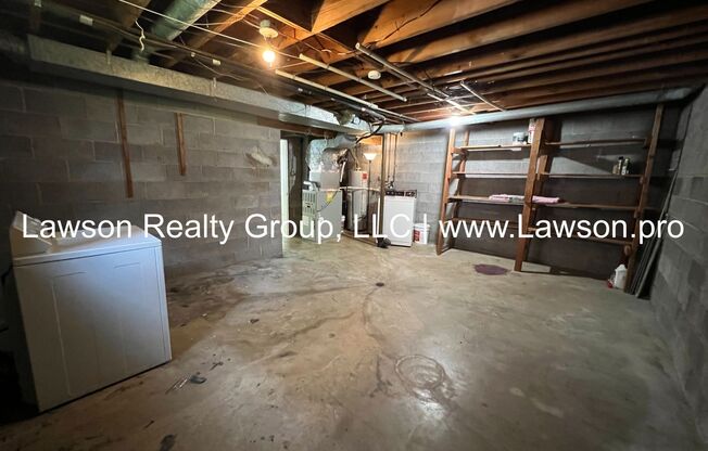 2 beds, 1 bath, 1,280 sqft, $1,075, Unit Forest Hill 338