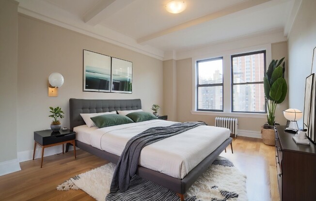 168 W 86 ST