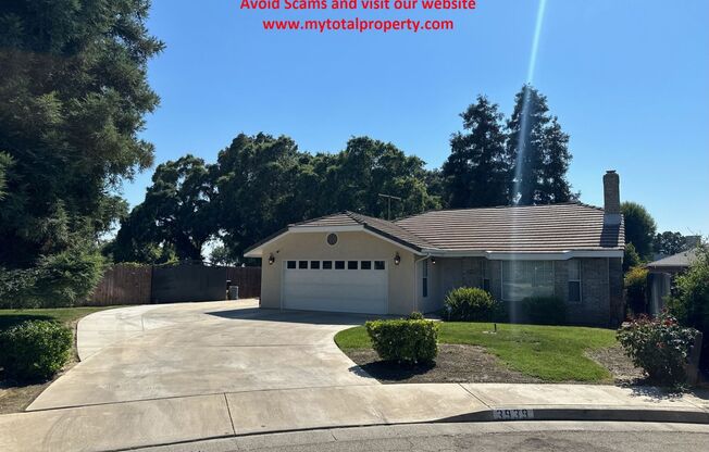 3939 S. SALLEE CT. - 3 BEDROOM 2 BATH - FURNISHED - VISALIA