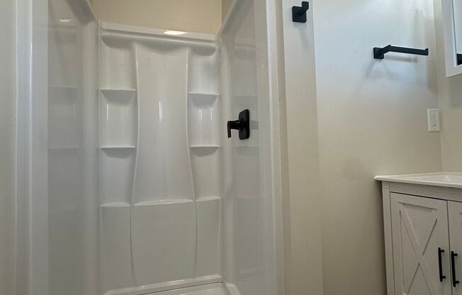 Studio, 1 bath, $2,300, Unit UNIT 2