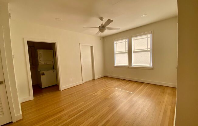 1 bed, 1 bath, 475 sqft, $1,757, Unit 800-11