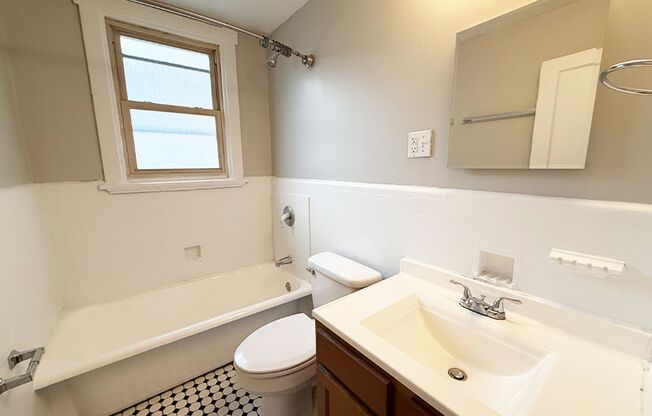 2 beds, 1 bath, 850 sqft, $1,395, Unit 408-61