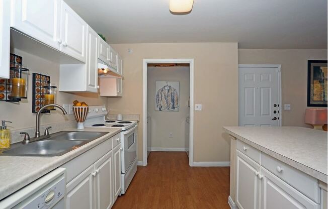 Kitchen | Monterey Ranch