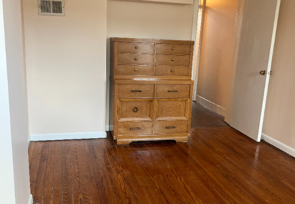 405 W 23 ST