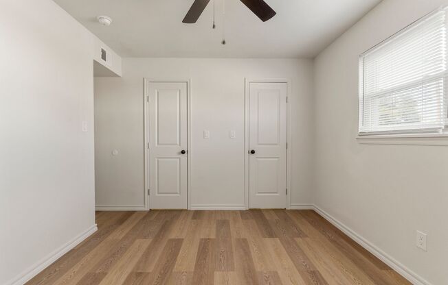 1 bed, 1 bath, 570 sqft, $950, Unit 82-102