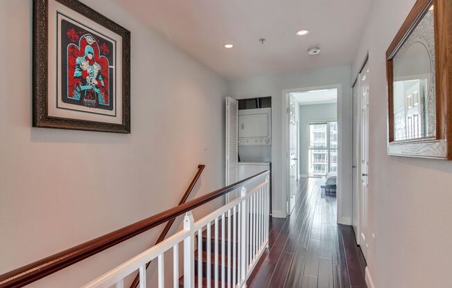 2 beds, 2.5 baths, $3,750, Unit 1112