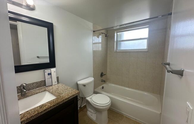 1 bed, 1 bath, $1,595, Unit 121