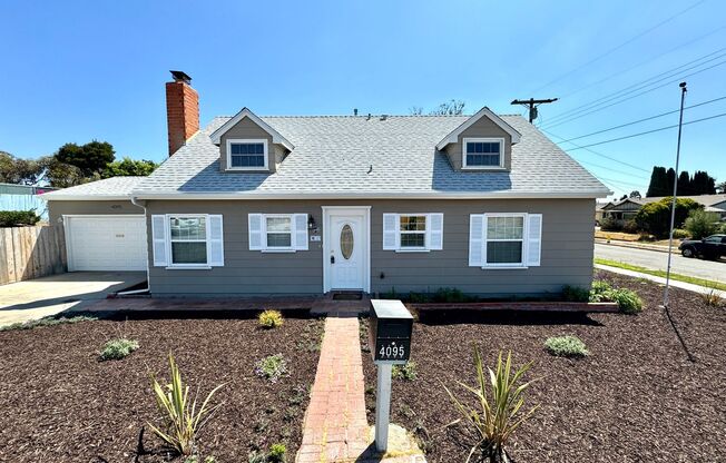 Great 5B/2.5BA House in Clairemont!