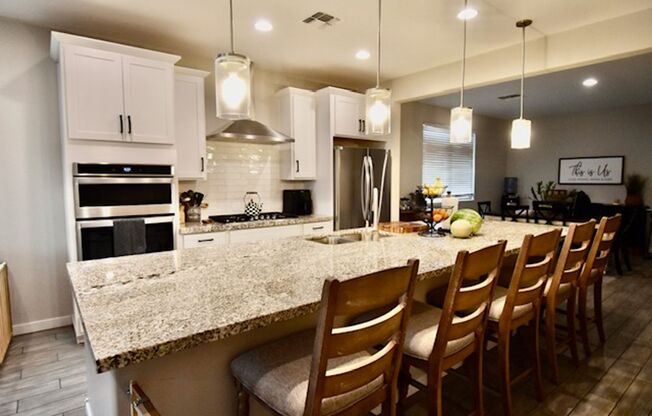 Beautiful 3 bedroom single level home!