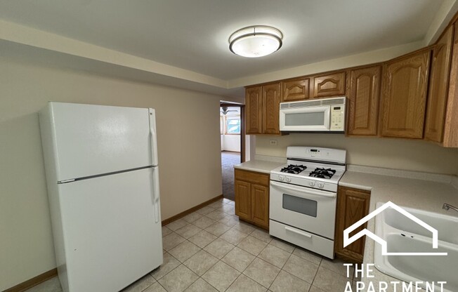 4752 N MENARD