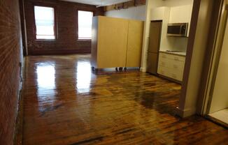 Studio, 1 bath, 625 sqft, $2,900, Unit E206