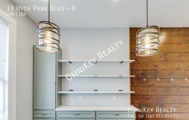 19 HYDE PARK BLVD