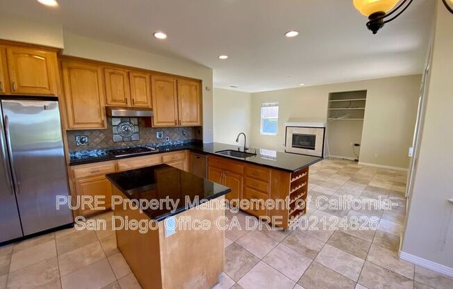 1341 E J ST