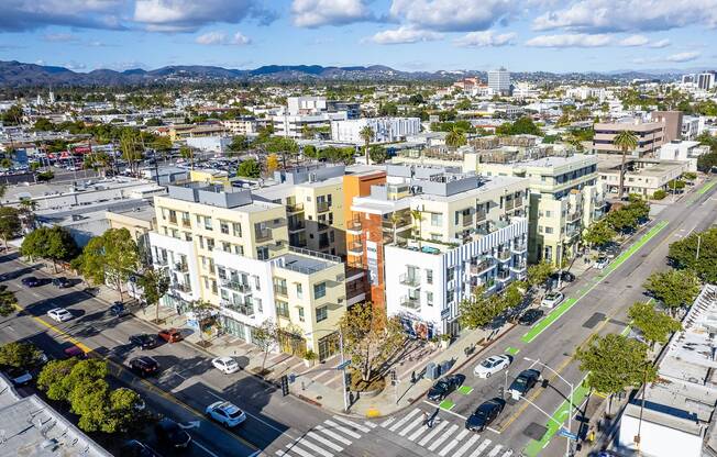 Lincoln SM _ Apartments in Santa Monica, CA-4