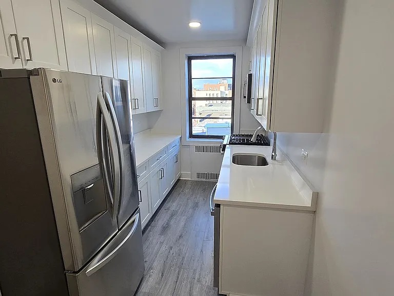 92 11 35 AVE