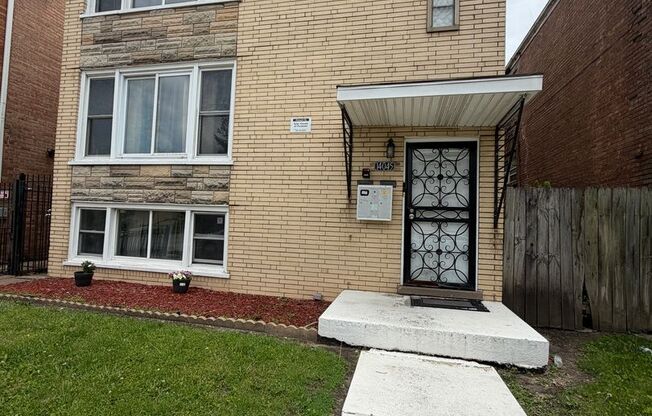14045 S Atlantic Ave, Riverdale, IL 60827