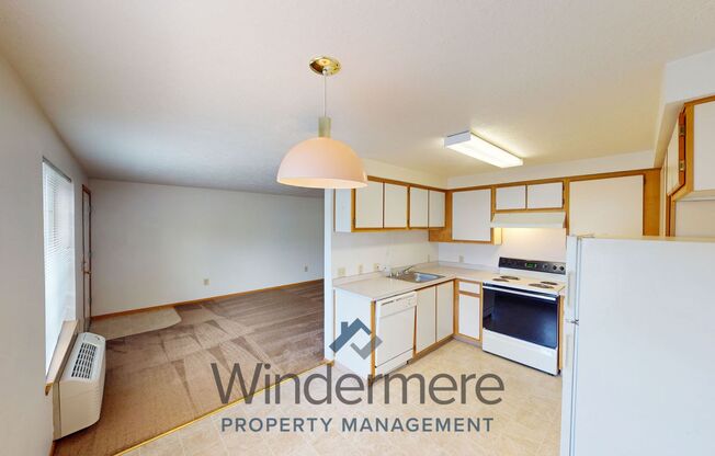 2 beds, 1 bath, 828 sqft, $1,095, Unit 71