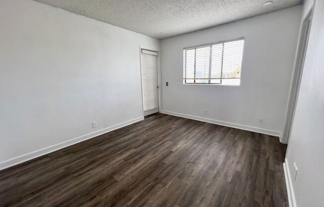 1135 Raymond Apartments LLC