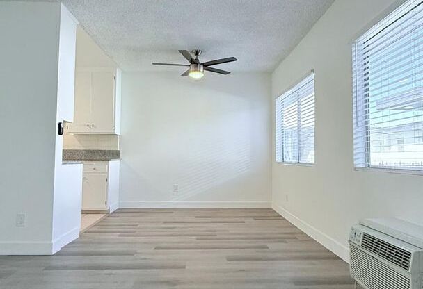 1 bed, 1 bath, 700 sqft, $1,925, Unit 18