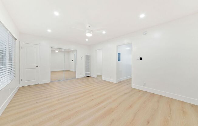 4130,4132 Palmwood Dr.