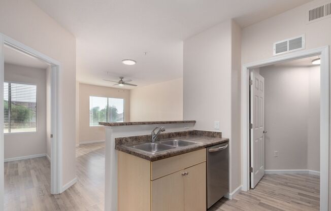 1 bed, 1 bath, $1,295