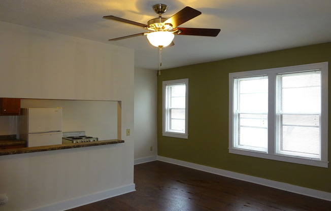 11  -  1706 Stevens