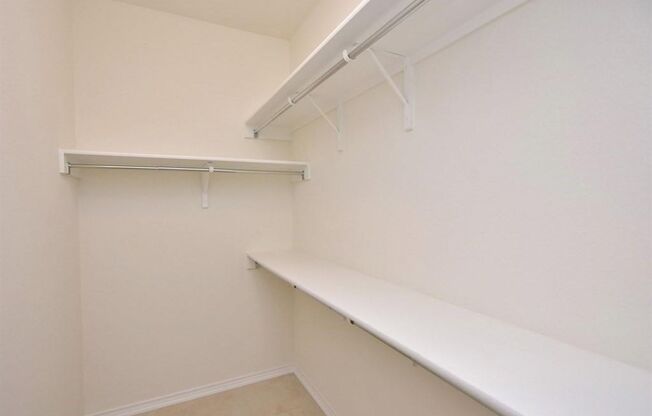 3 beds, 2 baths, $2,050