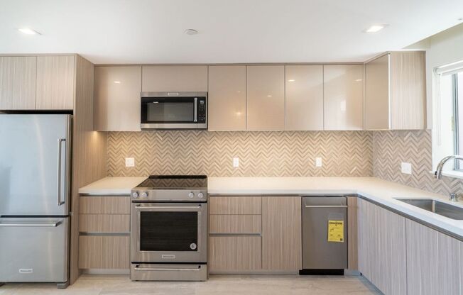 1 bed, 1 bath, 662 sqft, $3,150, Unit 10534 - 306