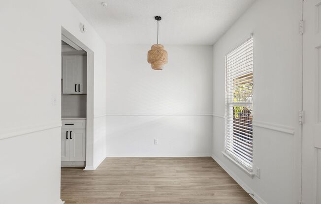 1 bed, 1 bath, 675 sqft, $1,275