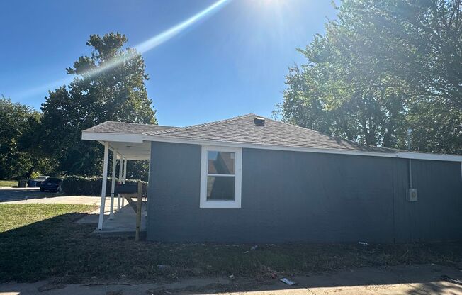 2 Bed home near down town Tulsa