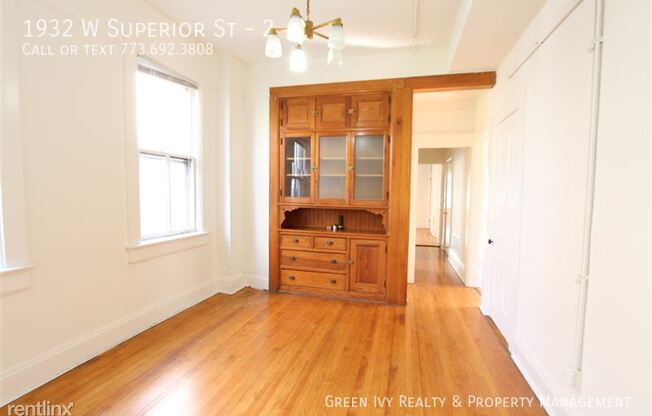 1932 W Superior St Apt 2
