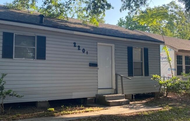 2 beds, 1 bath, $800