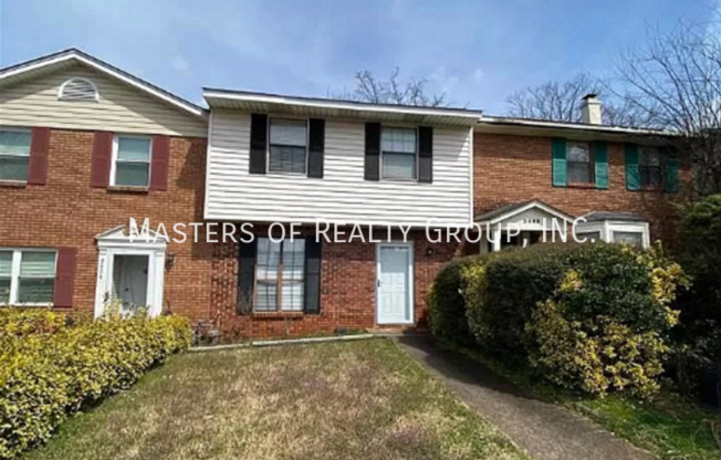 2438 Hampstead Drive