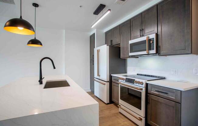 Luxury Downtown Nashville Apartments