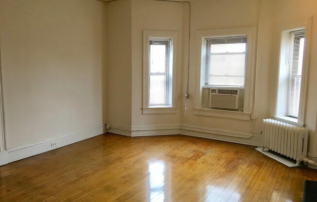 1 bed, 1 bath, 450 sqft, $1,279, Unit 1301-55