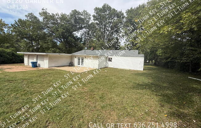 8120 GARDNER LN