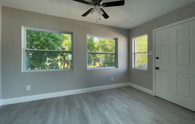 2704 E Columbus Dr.