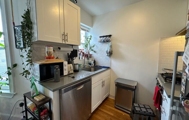 1 bed, 1 bath, 473 sqft, $2,150, Unit 107 Summer #110