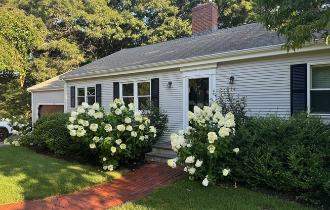 14 LILAC CIR