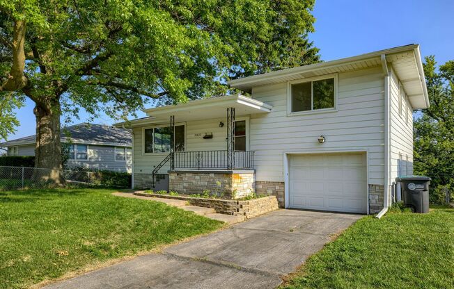 Charming Multi-Level Home with Flexible Living!!